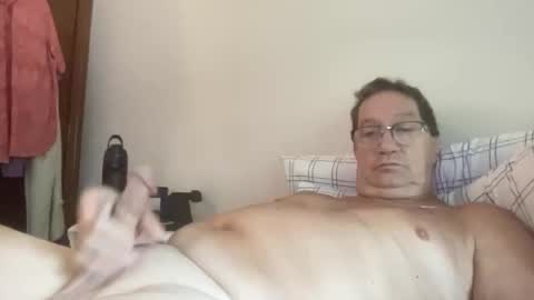 Snapshot of gwashere4u chatting on 09-08-25, 02:16 gwashere4u online show from 09-08-25, 02:16