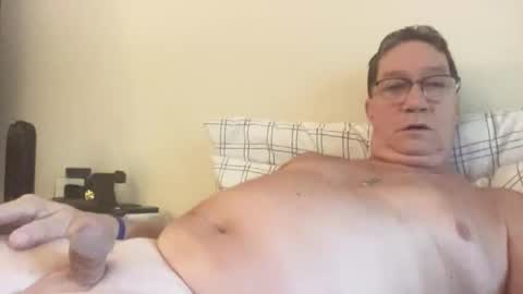 Snapshot of gwashere4u chatting on 10-12-25, 01:43 gwashere4u online show from 10-12-25, 01:43