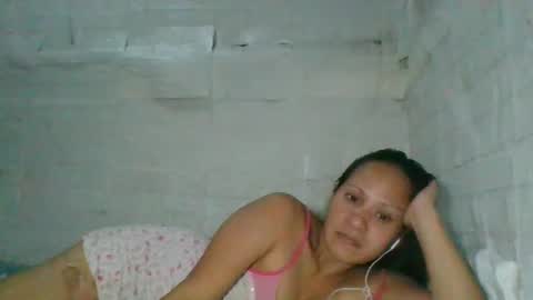 Snapshot of gwenn24 chatting on 03-02-26, 09:27 gwenn24 online show from 03-02-26, 09:27