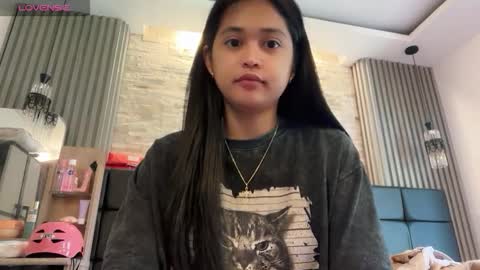 Gwyn online show from 03-30-26, 01:28