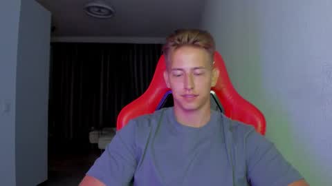 Oliver online show from 11-12-25, 12:44