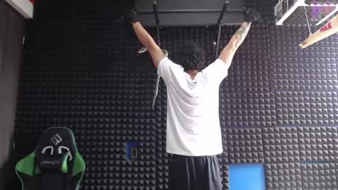 Snapshot of gymbro42 chatting on 05-18-26, 03:07 Gymbro42 online show from 05-18-26, 03:07