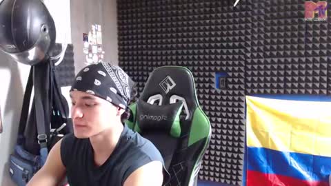 Snapshot of gymbro42 chatting on 07-01-26, 07:02 Gymbro42 online show from 07-01-26, 07:02