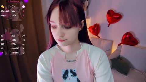 Kelly  Lilly online show from 02-14-26, 07:10