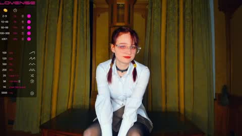 Kelly  Lilly online show from 03-31-26, 08:09