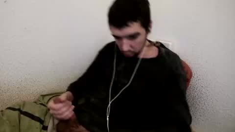 Snapshot of h1dden_reality chatting on 02-19-25, 02:33 h1dden_reality online show from 02-19-25, 02:33