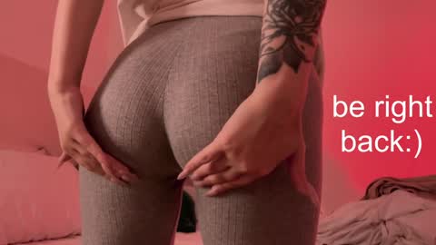 Snapshot of h2h0e chatting on 01-06-25, 07:13 Lana online show from 01-06-25, 07:13