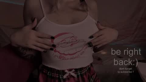 Lana online show from 12-20-25, 09:44