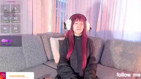 Snapshot of h3llokitty_ chatting on 04-28-26, 12:10 Hello Kitty online show from 04-28-26, 12:10