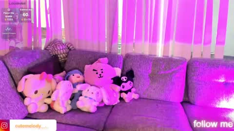 Snapshot of h3llokitty_ chatting on 05-27-26, 12:02 Hello Kitty online show from 05-27-26, 12:02