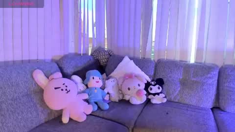 Snapshot of h3llokitty_ chatting on 06-02-26, 12:07 Hello Kitty online show from 06-02-26, 12:07