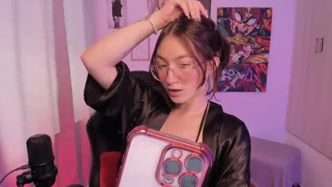 Snapshot of haanna_thompsoon chatting on 05-05-26, 06:05 haanna_thompsoon online show from 05-05-26, 06:05