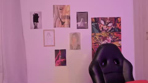 Snapshot of haanna_thompsoon chatting on 06-11-26, 02:33 haanna_thompsoon online show from 06-11-26, 02:33