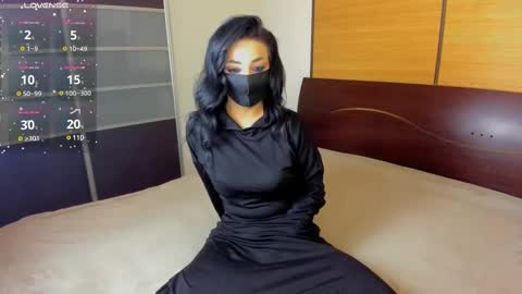 Linda online show from 03-11-25, 02:10