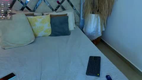 Snapshot of hada_sins chatting on 06-12-26, 04:33 Hada sins online show from 06-12-26, 04:33