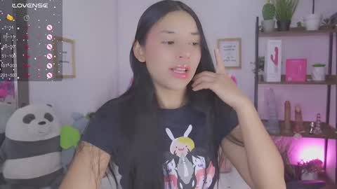 Snapshot of hade_collinss chatting on 02-19-26, 06:26 Hade online show from 02-19-26, 06:26