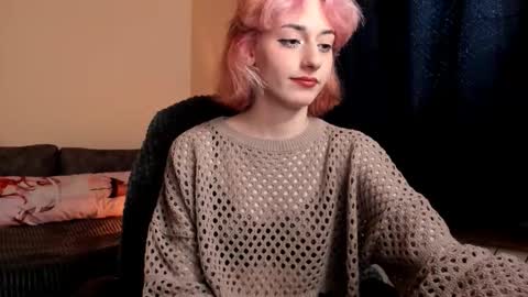 Snapshot of hadley_mills chatting on 02-12-26, 01:50 hadley online show from 02-12-26, 01:50