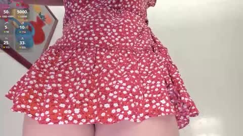 Hae-In online show from 10-14-25, 07:53