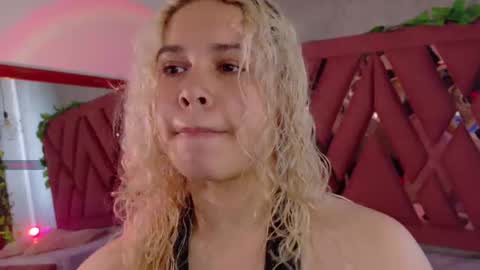 Haely online show from 11-12-25, 11:43