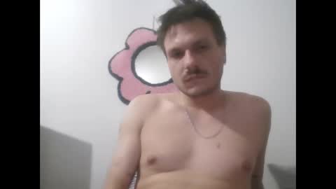 Snapshot of hahabenizxd chatting on 01-01-25, 03:35 hahabenizxd online show from 01-01-25, 03:35