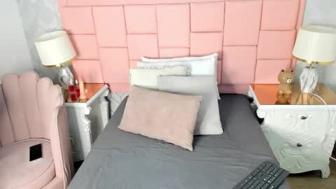 hailey 07 online show from 03-01-26, 07:27