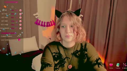 Hailey online show from 03-07-25, 02:46