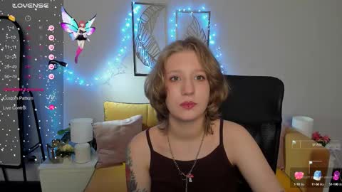 Hailey online show from 09-21-25, 08:49