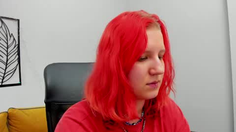 Hailey online show from 04-24-26, 11:56