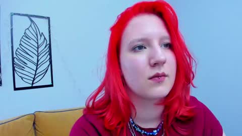 Snapshot of haileyfoxy chatting on 05-08-26, 12:54 Hailey online show from 05-08-26, 12:54
