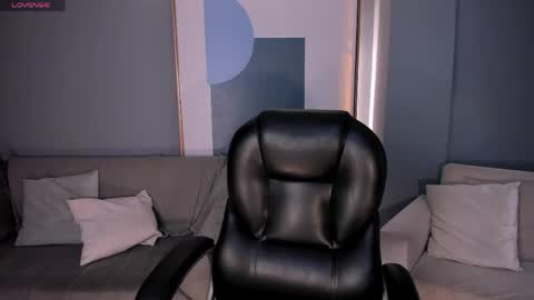 Snapshot of haileyross_ chatting on 04-26-26, 02:20 Hailey online show from 04-26-26, 02:20