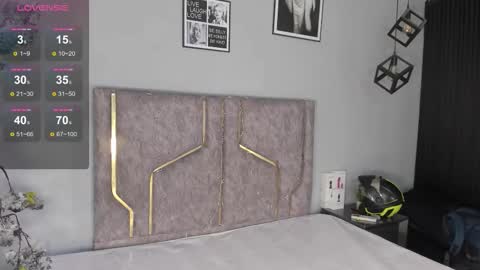 haileystonei online show from 11-18-25, 11:25