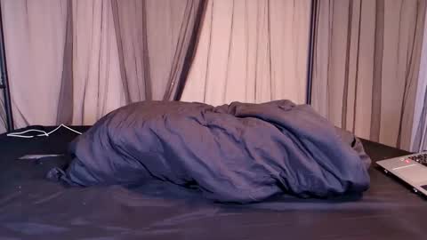 HailWilds online show from 09-18-25, 03:03