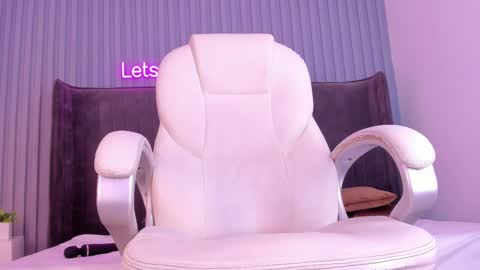 Haily online show from 02-15-25, 11:58