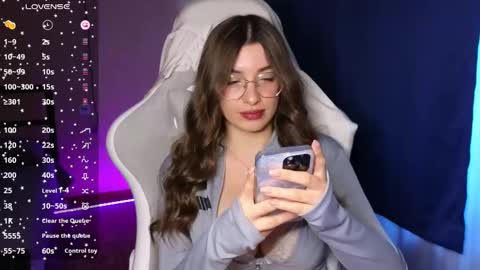 HailyHeavenly online show from 02-19-25, 02:12