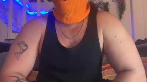 Snapshot of hairandedge chatting on 06-15-26, 10:01 workitandjerkit online show from 06-15-26, 10:01