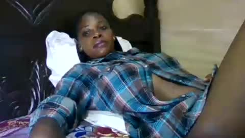 Snapshot of hairy_africanbae chatting on 07-15-26, 10:26 hairy_africanbae online show from 07-15-26, 10:26