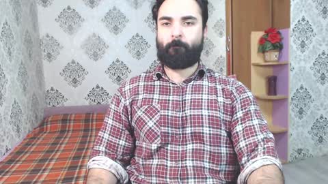 Hairy Tyler online show from 12-08-24, 06:33