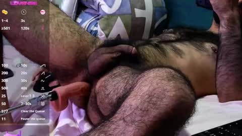 Hairyale online show from 09-29-25, 06:02