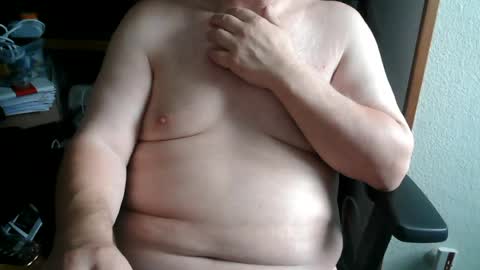 Snapshot of hairyarmpit_lover_1970 chatting on 06-15-26, 05:31 hairyarmpit_lover_1970 online show from 06-15-26, 05:31
