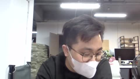 Snapshot of hairycol66 chatting on 12-11-24, 03:05 hairycol66 online show from 12-11-24, 03:05