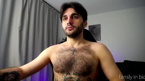 Snapshot of hairycuss chatting on 05-04-26, 06:37 Adam online show from 05-04-26, 06:37