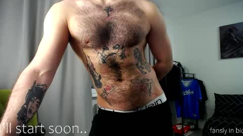 Snapshot of hairycuss chatting on 06-01-26, 07:59 Adam online show from 06-01-26, 07:59