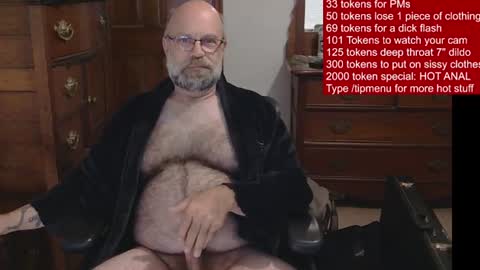 Snapshot of hairydaddybear69 chatting on 06-27-26, 11:15 HairyDaddyBear69 online show from 06-27-26, 11:15