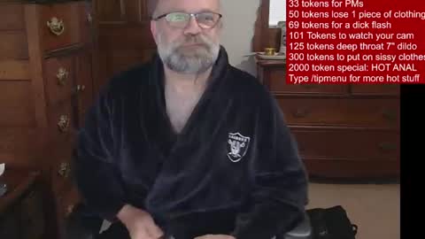 Snapshot of hairydaddybear69 chatting on 06-30-26, 11:33 HairyDaddyBear69 online show from 06-30-26, 11:33