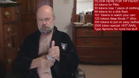 Snapshot of hairydaddybear69 chatting on 07-02-26, 11:27 HairyDaddyBear69 online show from 07-02-26, 11:27