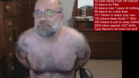 Snapshot of hairydaddybear69 chatting on 07-06-26, 07:16 HairyDaddyBear69 online show from 07-06-26, 07:16