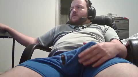 hairymikey online show from 04-29-26, 03:54