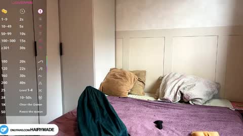 hairy and short online show from 04-15-26, 01:40