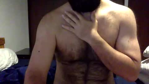 Snapshot of hairyweedman chatting on 10-05-25, 02:04 NN420 online show from 10-05-25, 02:04