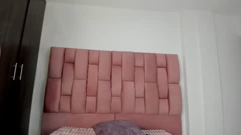 Snapshot of halilalovelace chatting on 06-19-26, 08:56 Hali online show from 06-19-26, 08:56